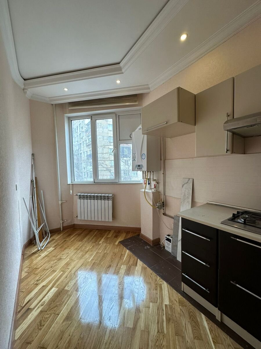 Satılır 2 otaqlı yeni tikili, 58 m², 8 noyabr-1