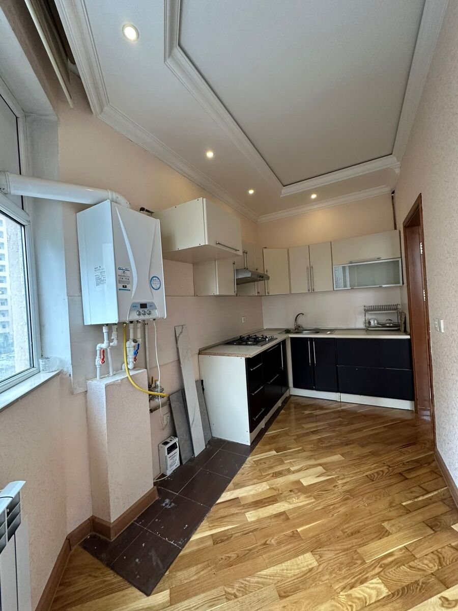 Satılır 2 otaqlı yeni tikili, 58 m², 8 noyabr-2