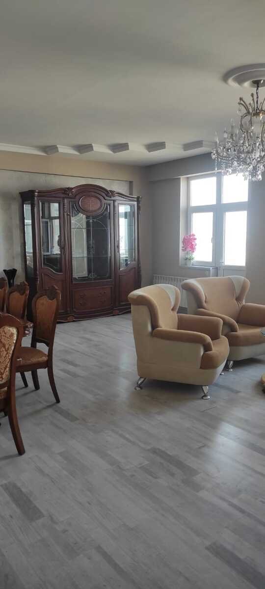 Satılır 4 otaqlı yeni tikili, 182 m², Elmlər Akademiyası m.-4