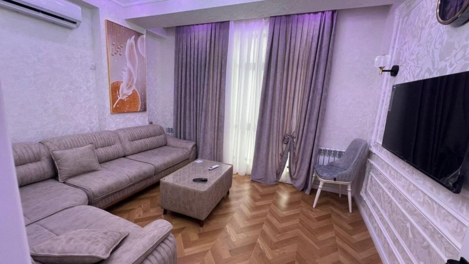 Satılır 3 otaqlı yeni tikili, 87 m², Qara Qarayev m.-1
