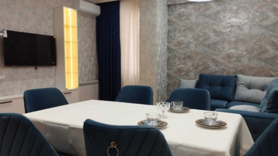 Kirayə verilir 2 otaqlı yeni tikili, 60 m², 28 May m.-1