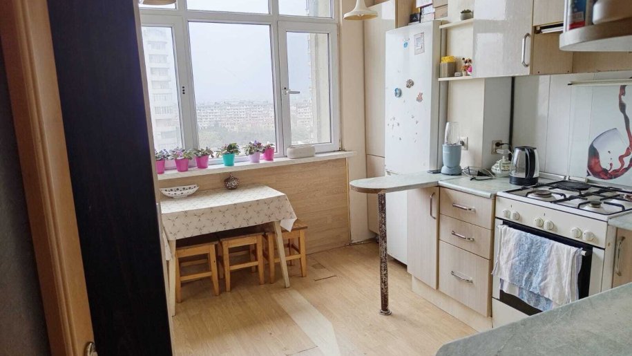 Satılır 3 otaqlı köhnə tikili, 80 m², Nəsimi m.-5