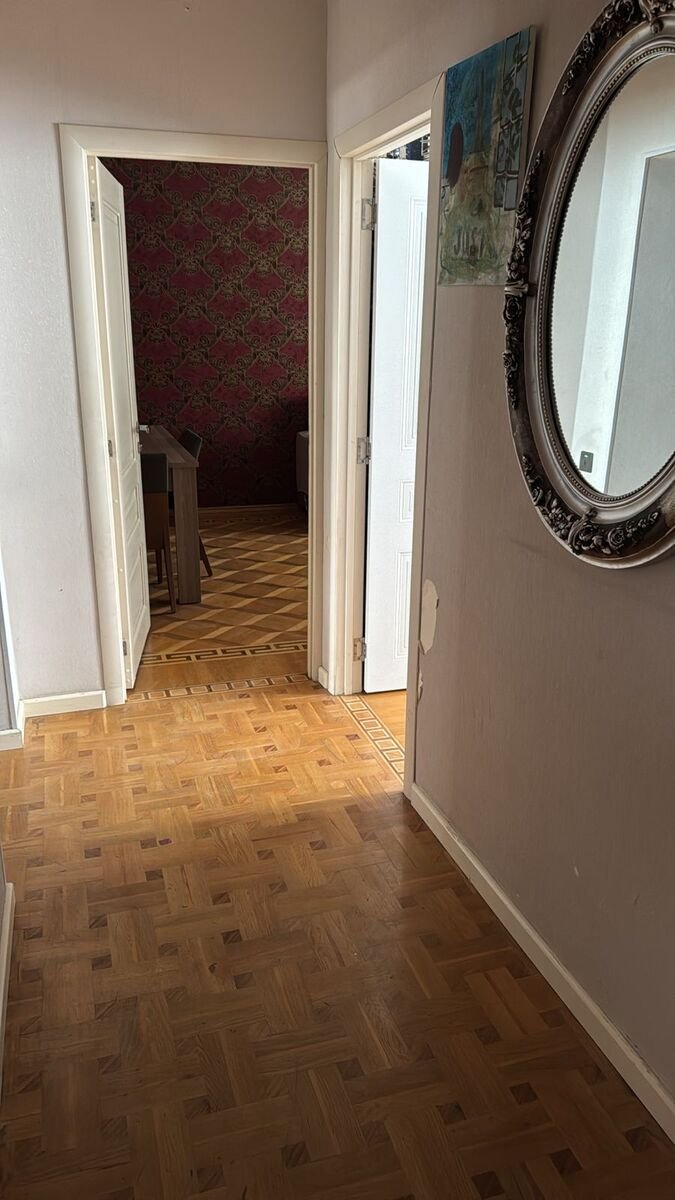 Kirayə verilir 3 otaqlı köhnə tikili, 72 m², Elmlər Akademiyası m.-10