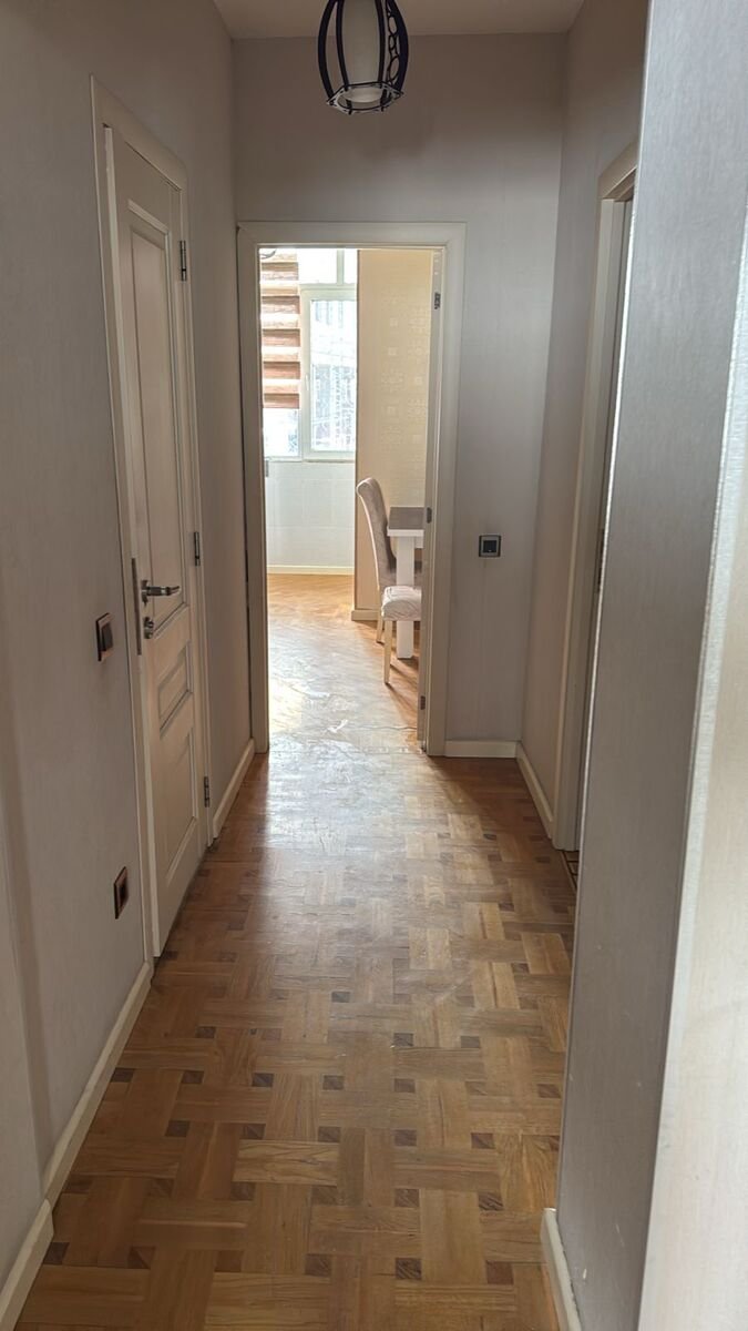 Kirayə verilir 3 otaqlı köhnə tikili, 72 m², Elmlər Akademiyası m.-11