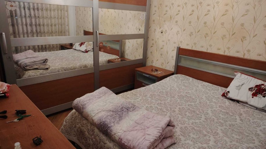 Kirayə verilir 5 otaqlı köhnə tikili, 110 m², İnşaatçılar m.-3