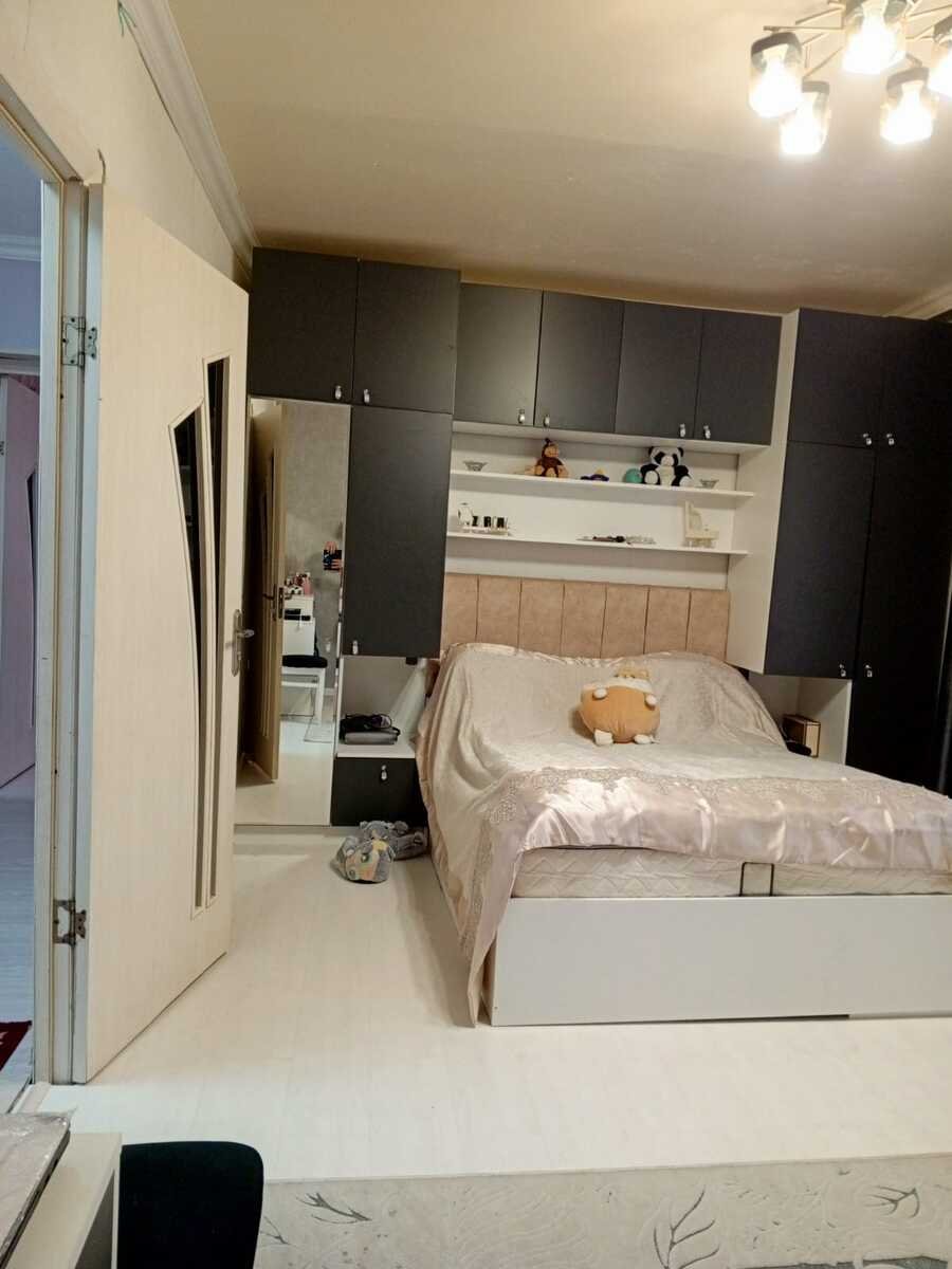 Satılır 3 otaqlı köhnə tikili, 103 m², Elmlər Akademiyası m.-13