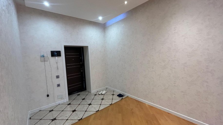 Satılır 4 otaqlı yeni tikili, 140 m², Elmlər Akademiyası m.-14