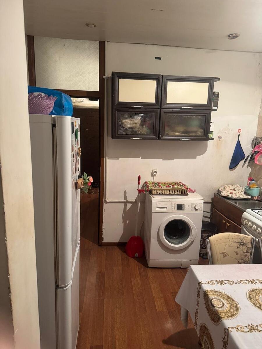 Satılır 2 otaqlı köhnə tikili, 65 m², Azadlıq Prospekti m.-1