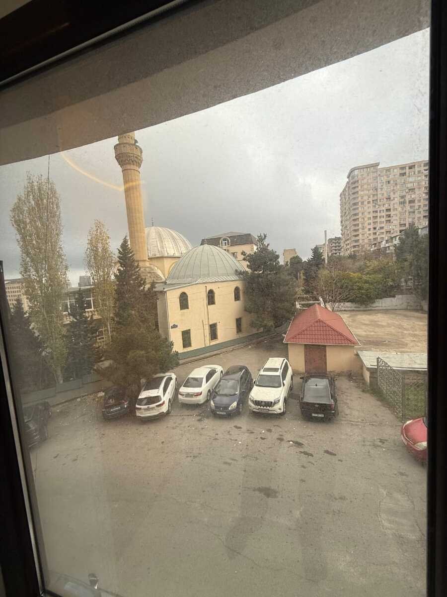 Satılır 2 otaqlı yeni tikili, 70 m², Elmlər Akademiyası m.-3