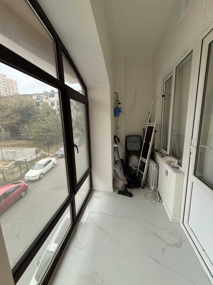 Satılır 2 otaqlı yeni tikili, 70 m², Elmlər Akademiyası m.-4