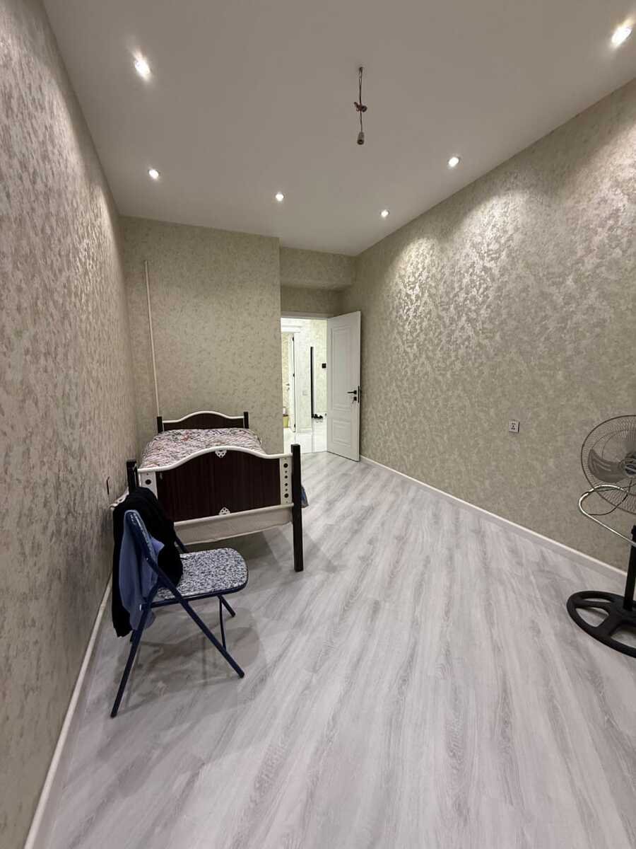 Satılır 2 otaqlı yeni tikili, 70 m², Elmlər Akademiyası m.-8