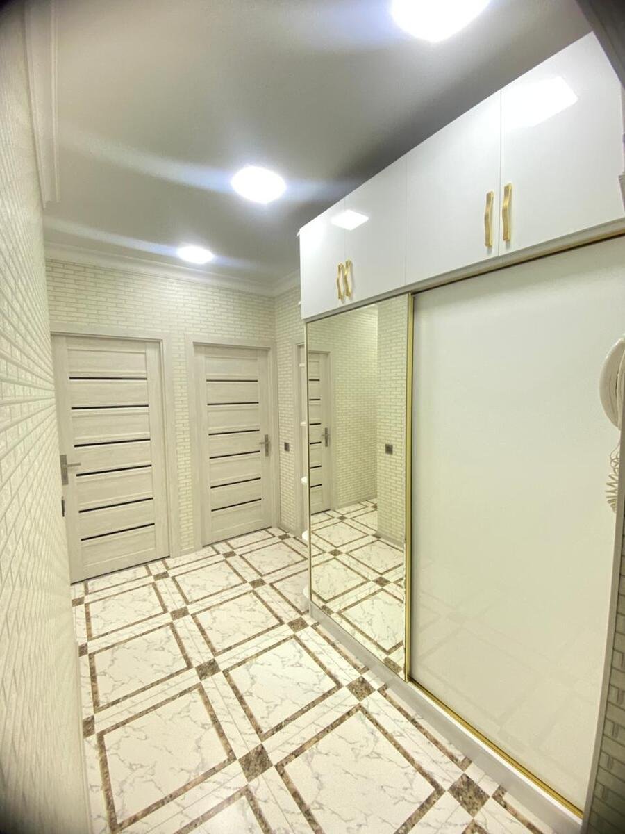 Satılır 3 otaqlı köhnə tikili, 64.5 m², Memar Əcəmi m.-3