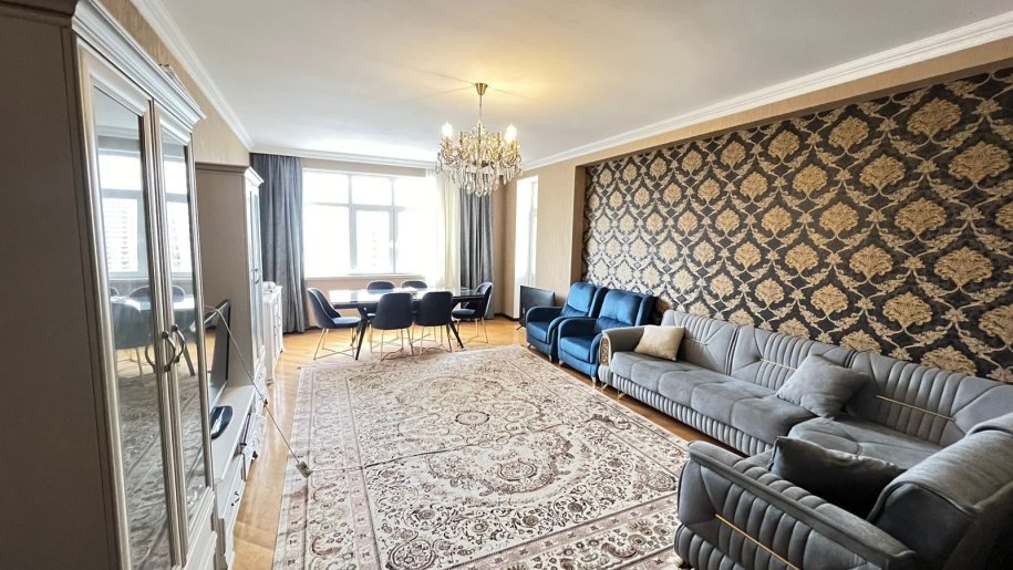 Satılır 3 otaqlı yeni tikili, 147 m², Elmlər Akademiyası m.-4