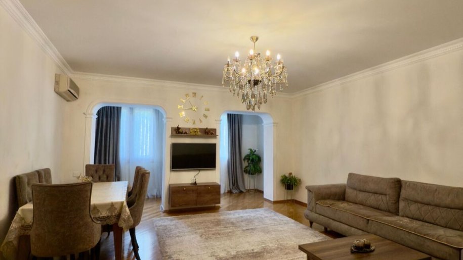 Satılır 3 otaqlı köhnə tikili, 80 m², Nəsimi-1