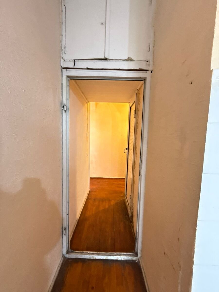 Satılır 1 otaqlı köhnə tikili, 45 m², İnşaatçılar m.-6