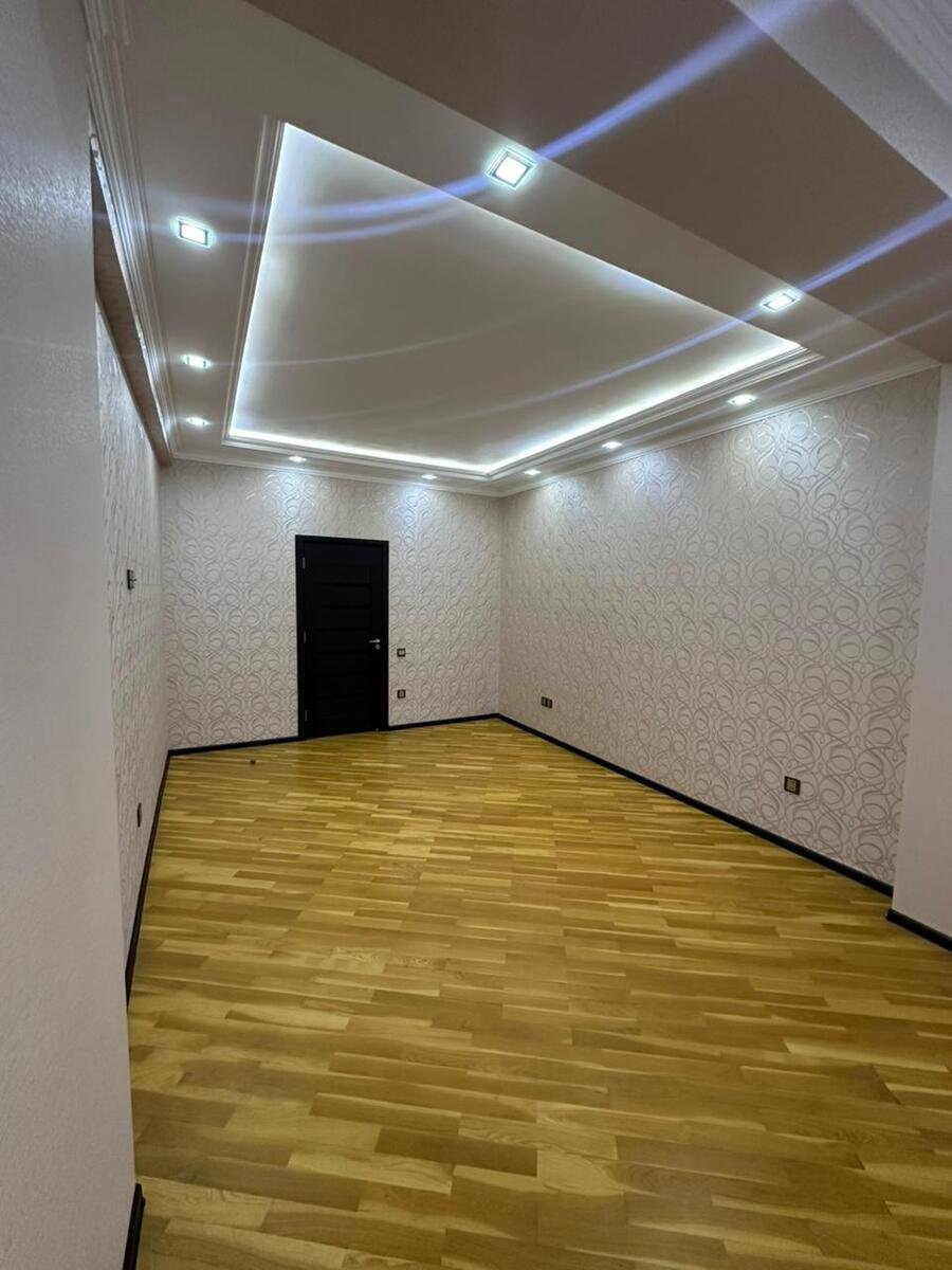 Satılır 3 otaqlı yeni tikili, 126 m², Neftçilər m.-11