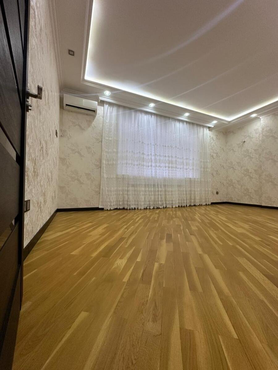 Satılır 3 otaqlı yeni tikili, 126 m², Neftçilər m.-12