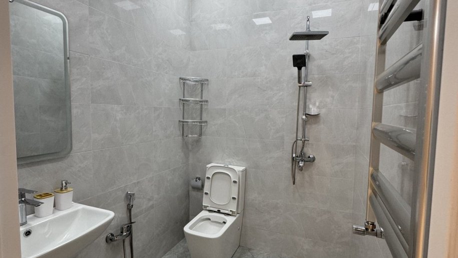 Kirayə verilir 3 otaqlı yeni tikili, 90 m², 8 noyabr-5