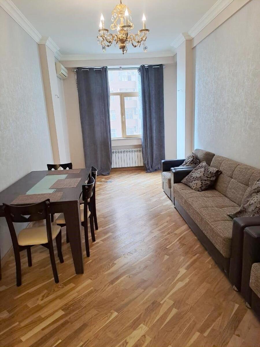 Kirayə verilir 2 otaqlı yeni tikili, 65 m², 28 May m.-1