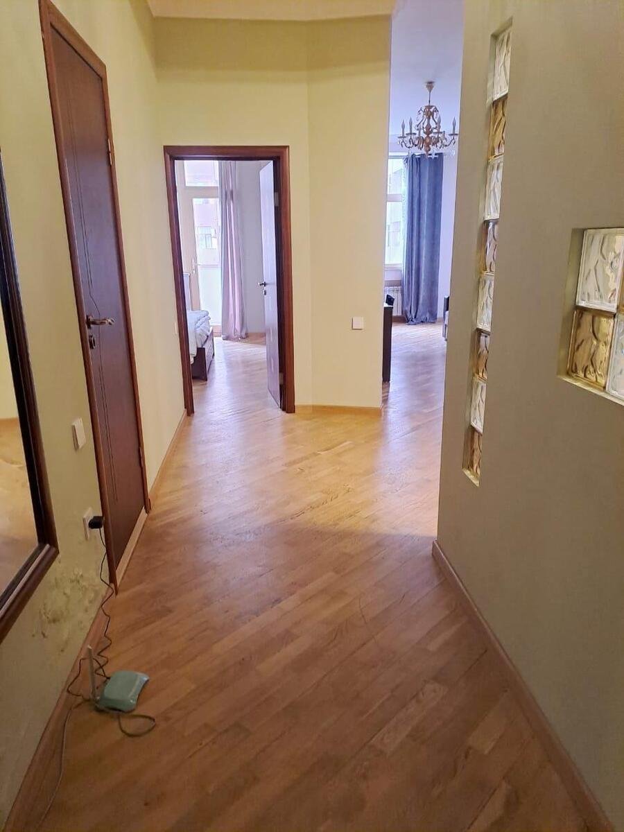 Kirayə verilir 2 otaqlı yeni tikili, 65 m², 28 May m.-5
