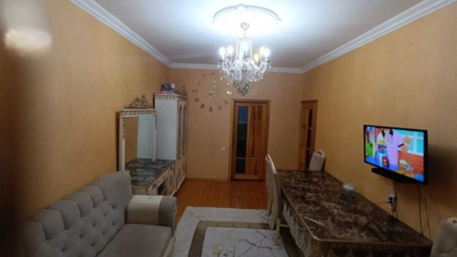 Satılır 3 otaqlı köhnə tikili, 65 m², Memar Əcəmi m.-2