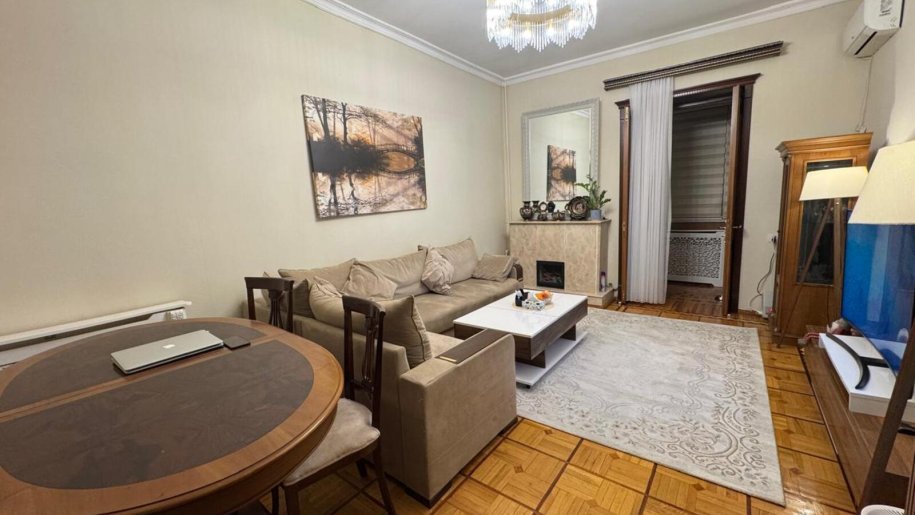 Kirayə verilir 2 otaqlı köhnə tikili, 70 m², Xətai m.-2