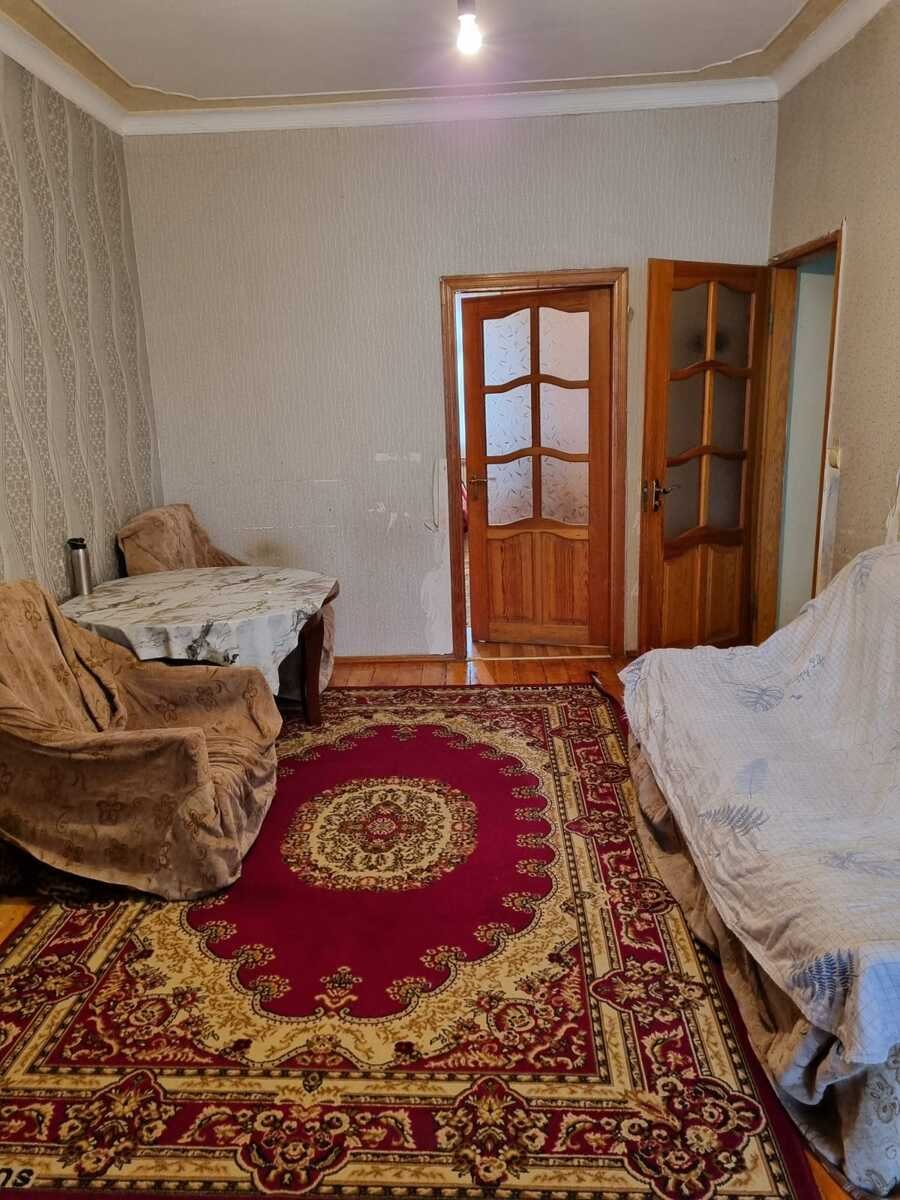 Satılır 2 otaqlı köhnə tikili, 50 m², Azadlıq Prospekti m.-1
