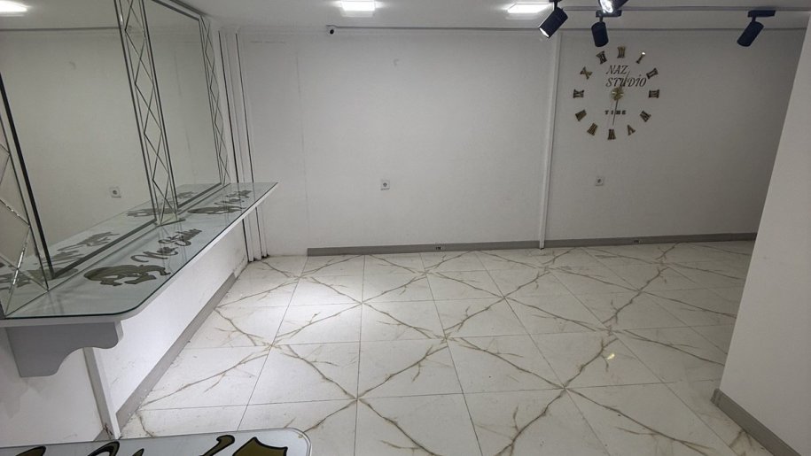 60 m<sup>2</sup> obyekt satılır, Həzi Aslanov m.-4