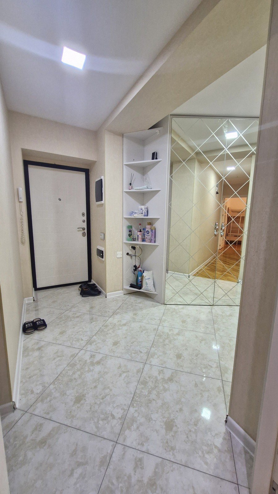 Kirayə verilir 4 otaqlı köhnə tikili, 100 m², Gənclik m.-2