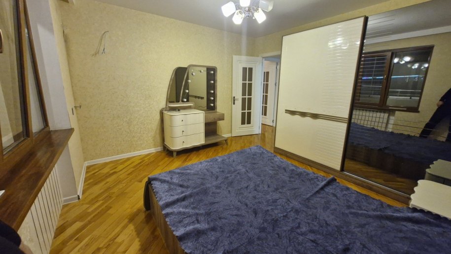 Kirayə verilir 4 otaqlı köhnə tikili, 100 m², Gənclik m.-9