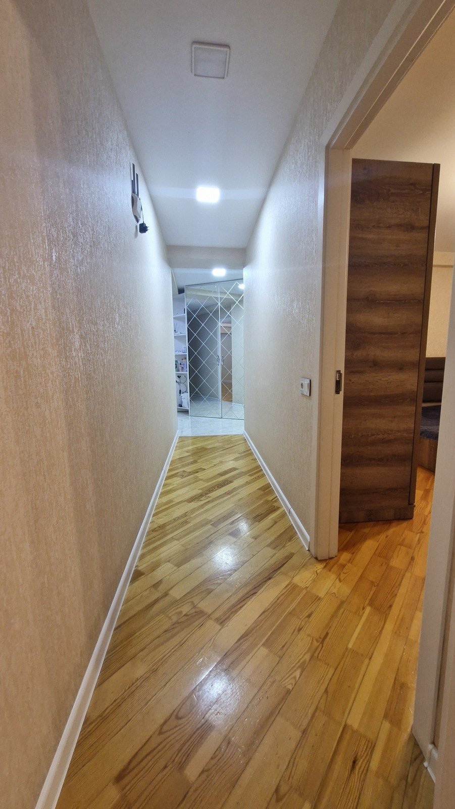 Kirayə verilir 4 otaqlı köhnə tikili, 100 m², Gənclik m.-22