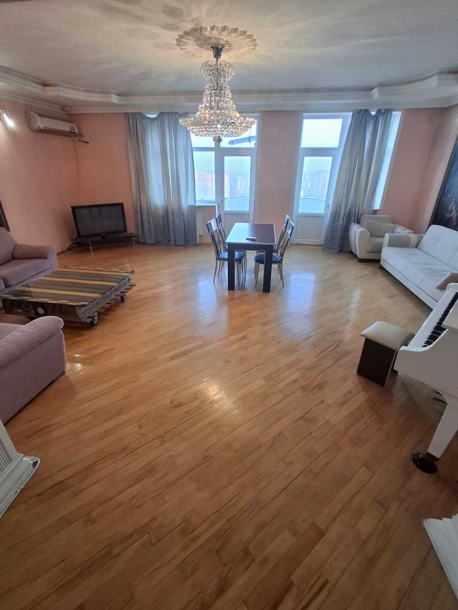 Kirayə verilir 3 otaqlı yeni tikili, 140 m², Memar Əcəmi m.-2