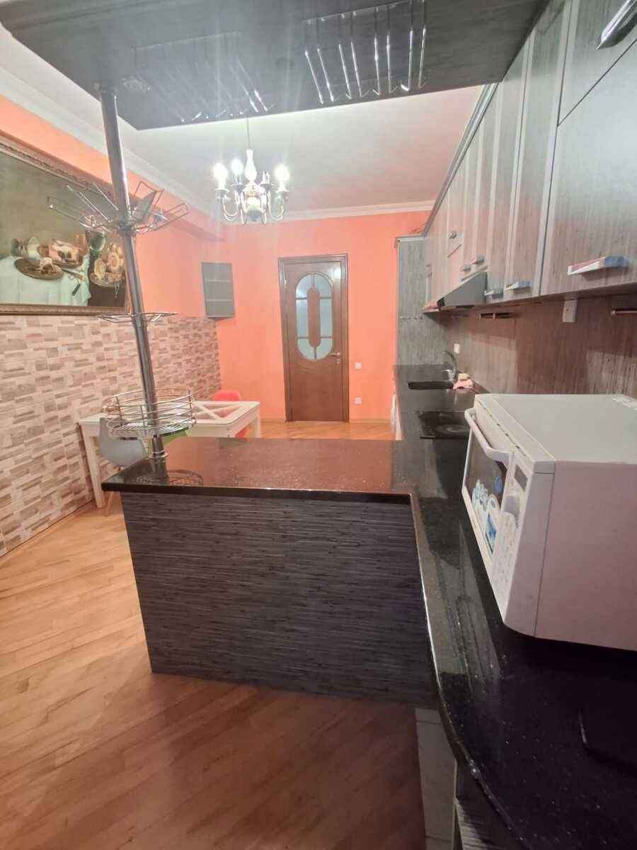 Kirayə verilir 3 otaqlı yeni tikili, 140 m², Memar Əcəmi m.-22