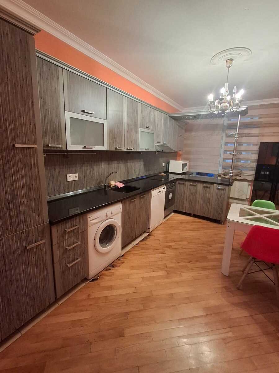 Kirayə verilir 3 otaqlı yeni tikili, 140 m², Memar Əcəmi m.-23
