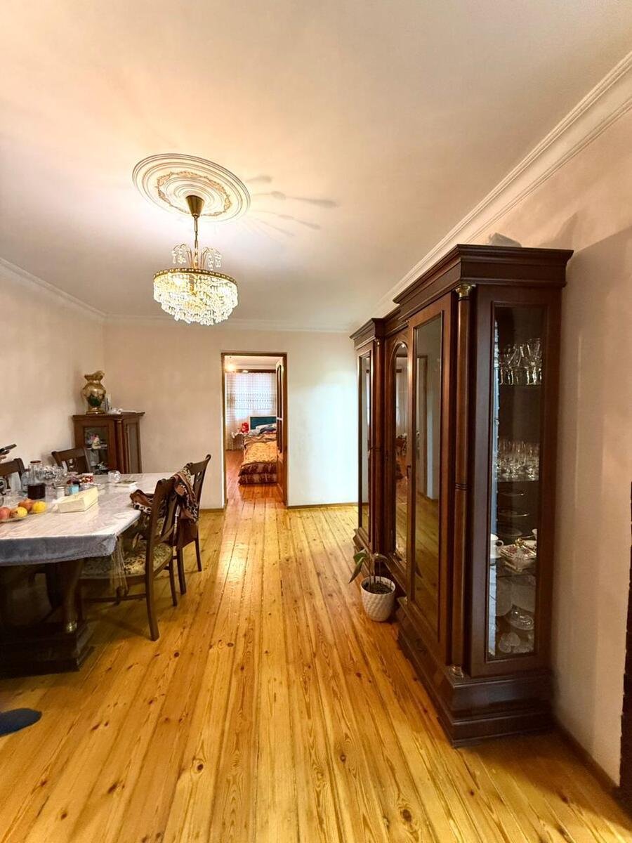 Satılır 3 otaqlı köhnə tikili, 85 m², Elmlər Akademiyası m.-3