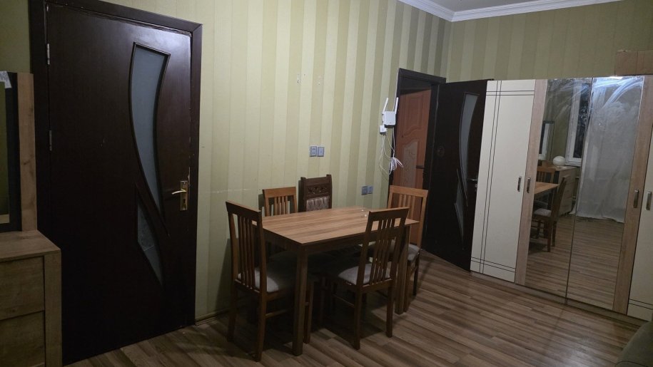 Kirayə verilir 2 otaqlı köhnə tikili, 20 m², 20 Yanvar m.-1