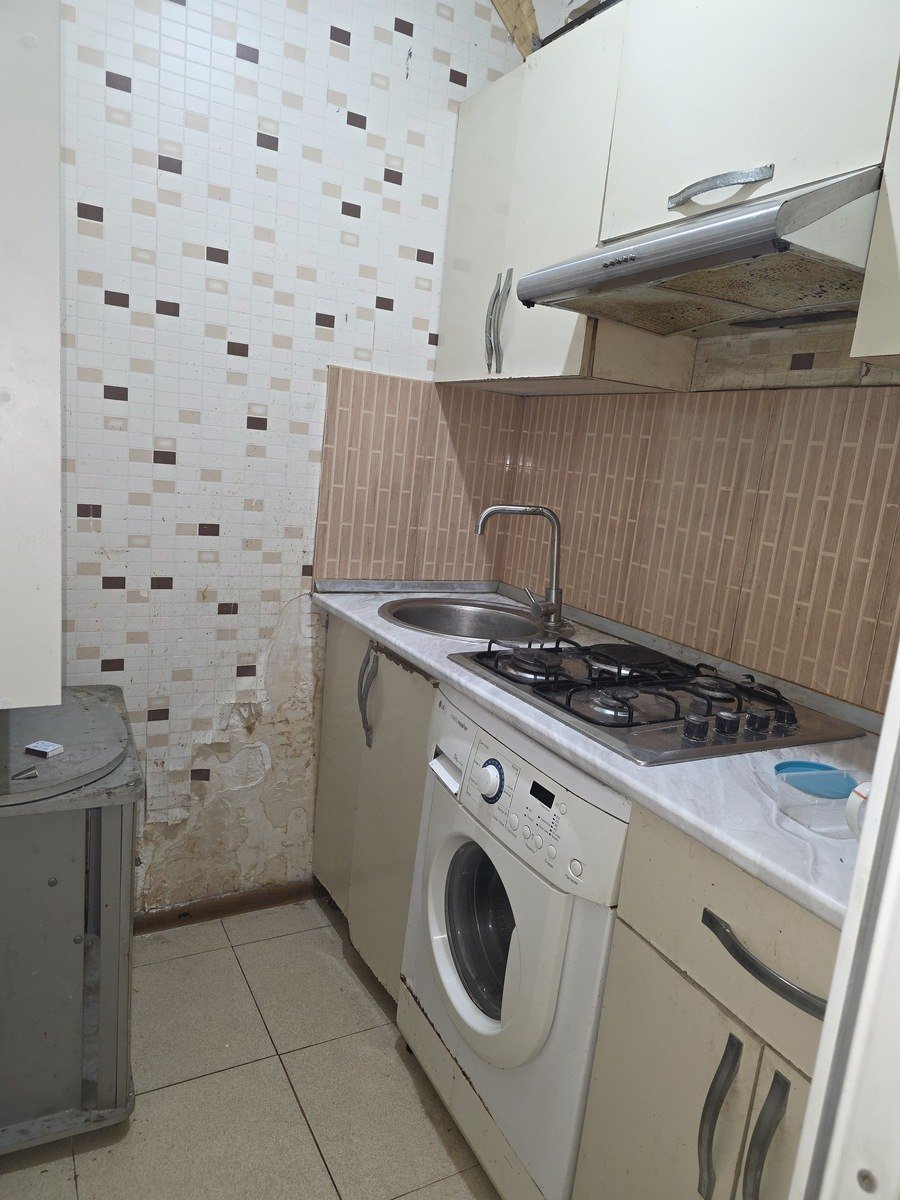 Kirayə verilir 2 otaqlı köhnə tikili, 20 m², 20 Yanvar m.-4