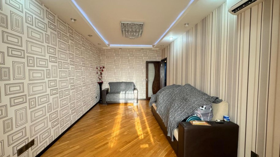 Satılır 3 otaqlı köhnə tikili, 85 m², Əhmədli m.-2