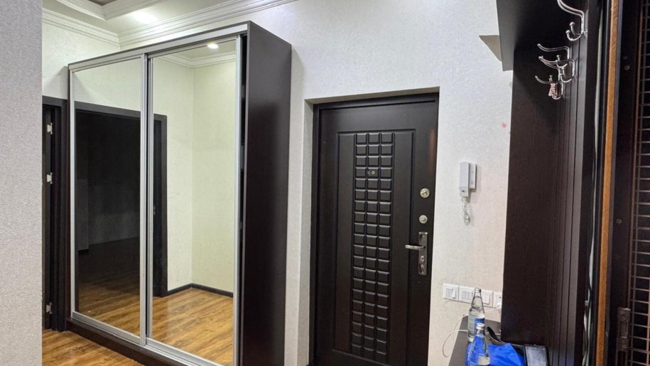 Satılır 3 otaqlı yeni tikili, 82 m², 20 Yanvar m.-4