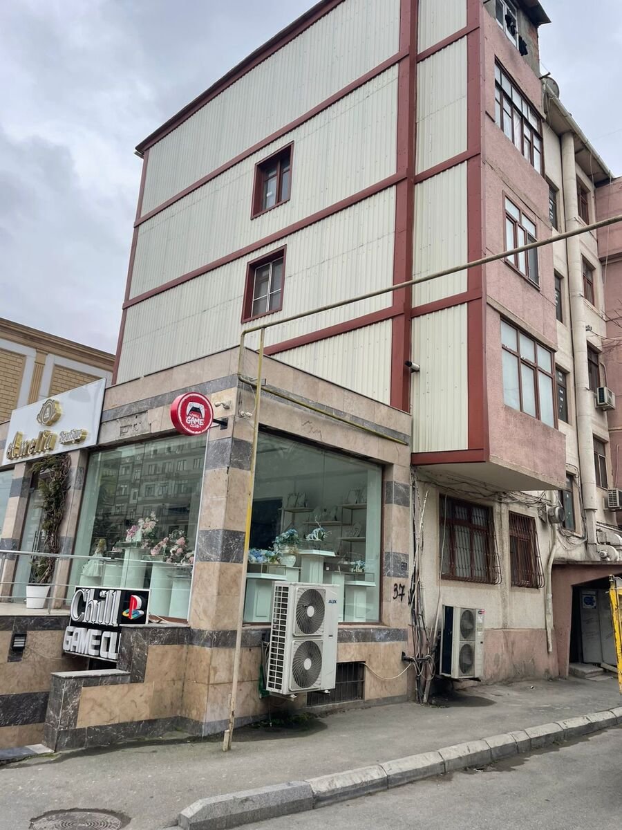Satılır 2 otaqlı köhnə tikili, 55 m², Memar Əcəmi m.-3