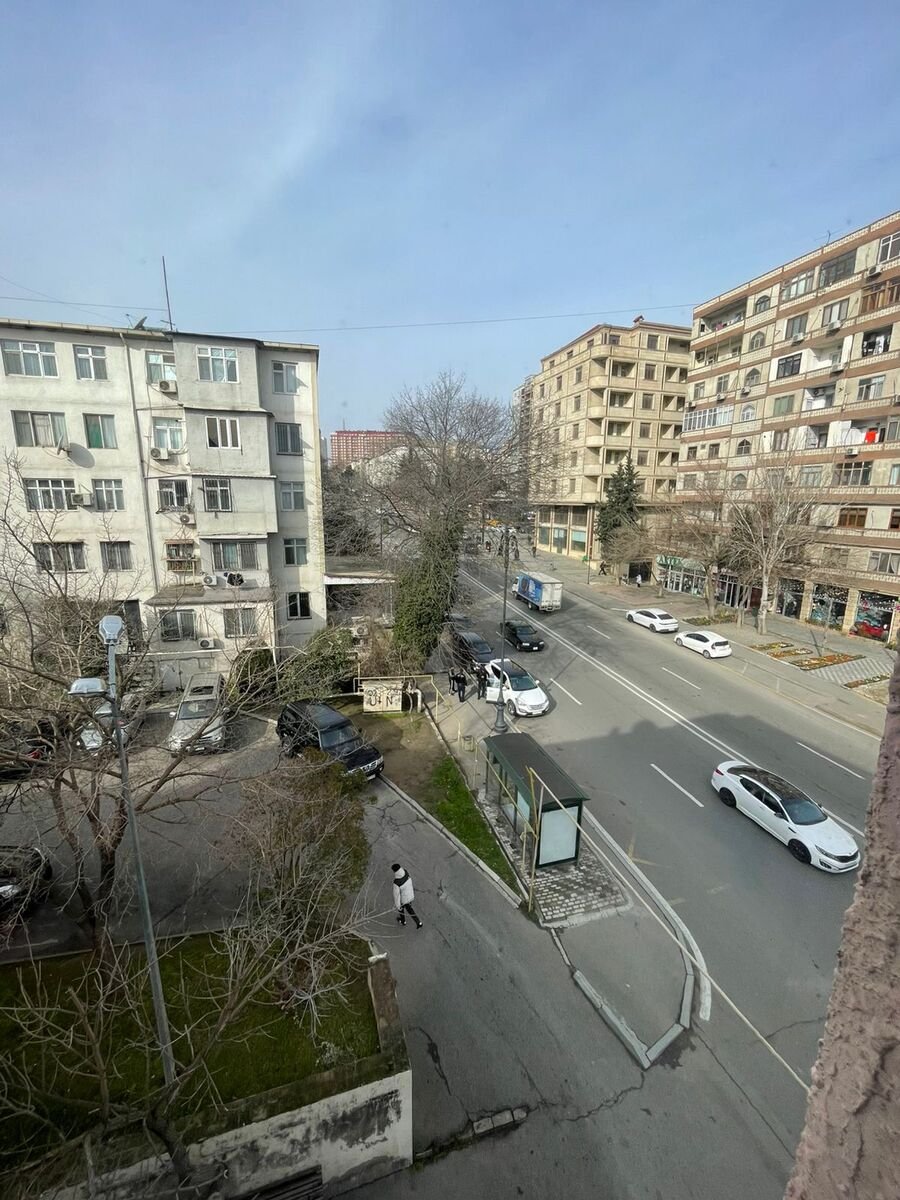 Satılır 2 otaqlı köhnə tikili, 55 m², Memar Əcəmi m.-4