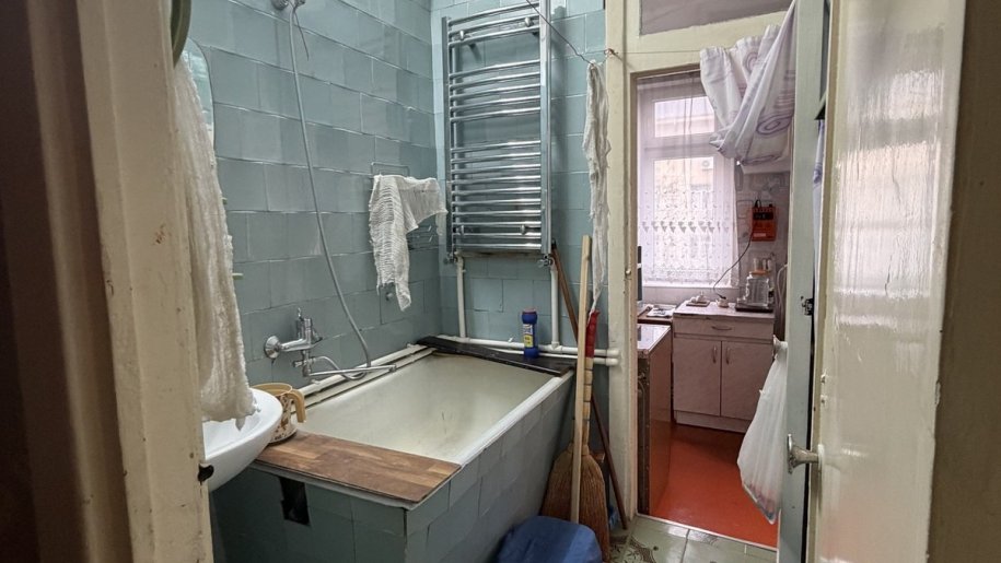 Satılır 2 otaqlı köhnə tikili, 55 m², Memar Əcəmi m.-9