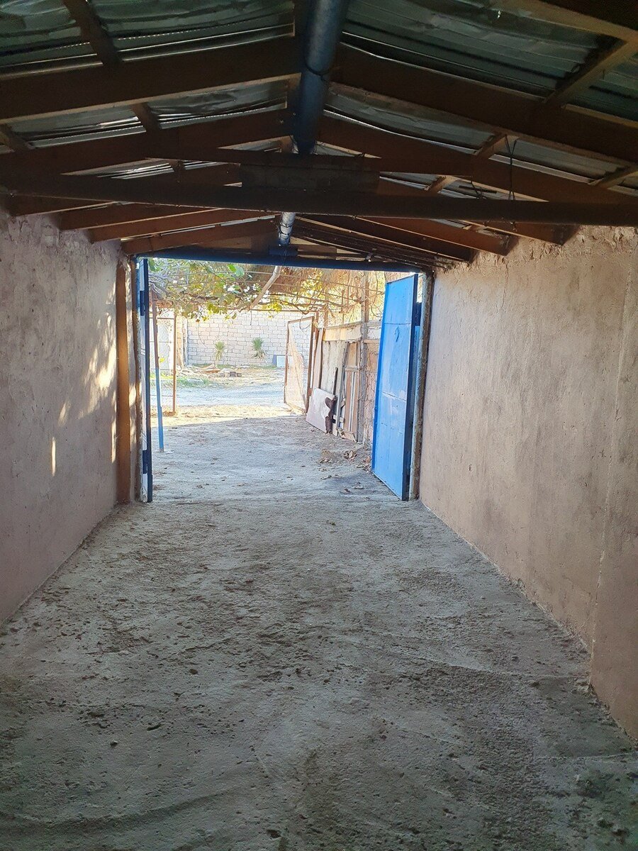 18 m<sup>2</sup> qaraj satılır, Hövsan-3