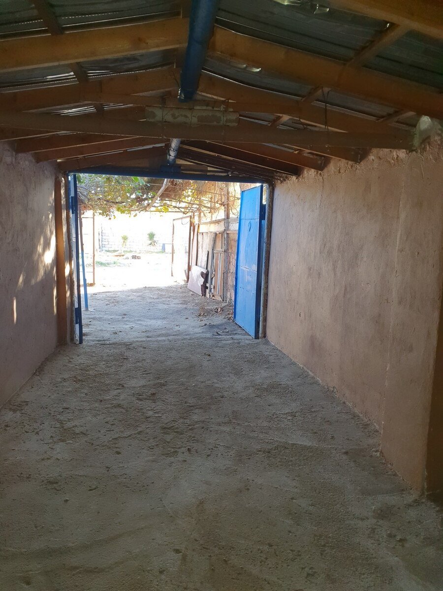 18 m<sup>2</sup> qaraj satılır, Hövsan-4