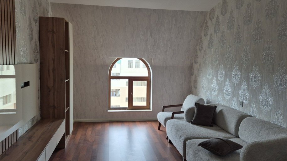 Kirayə verilir 2 otaqlı yeni tikili, 87 m², Sumqayıt-8