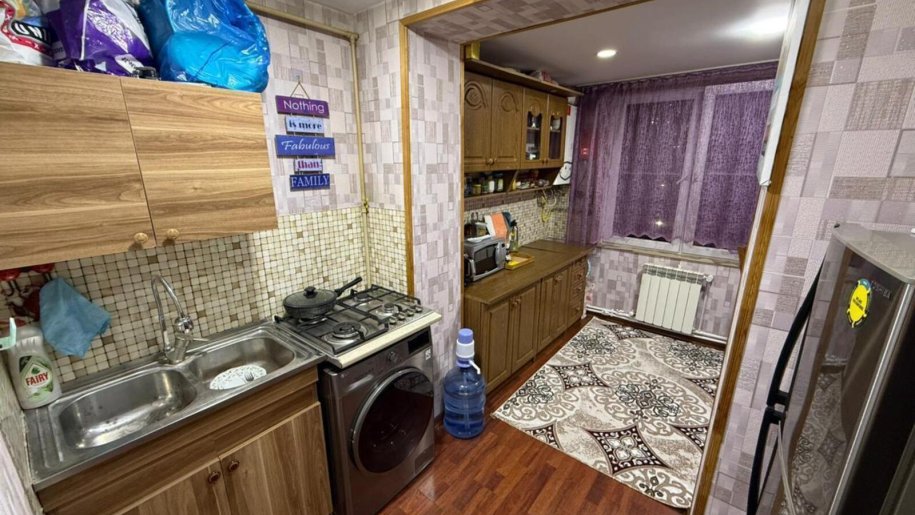 Satılır 2 otaqlı köhnə tikili, 55 m², Elmlər Akademiyası m.-9
