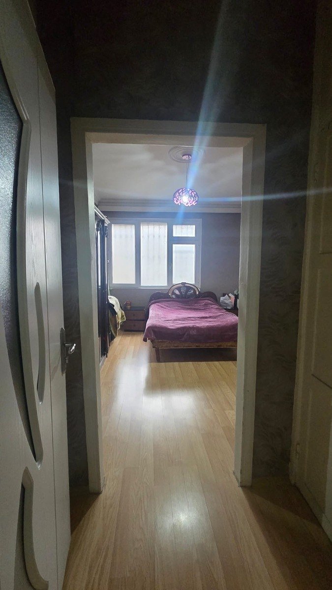 Satılır 3 otaqlı köhnə tikili, 75 m², Memar Əcəmi m.-4