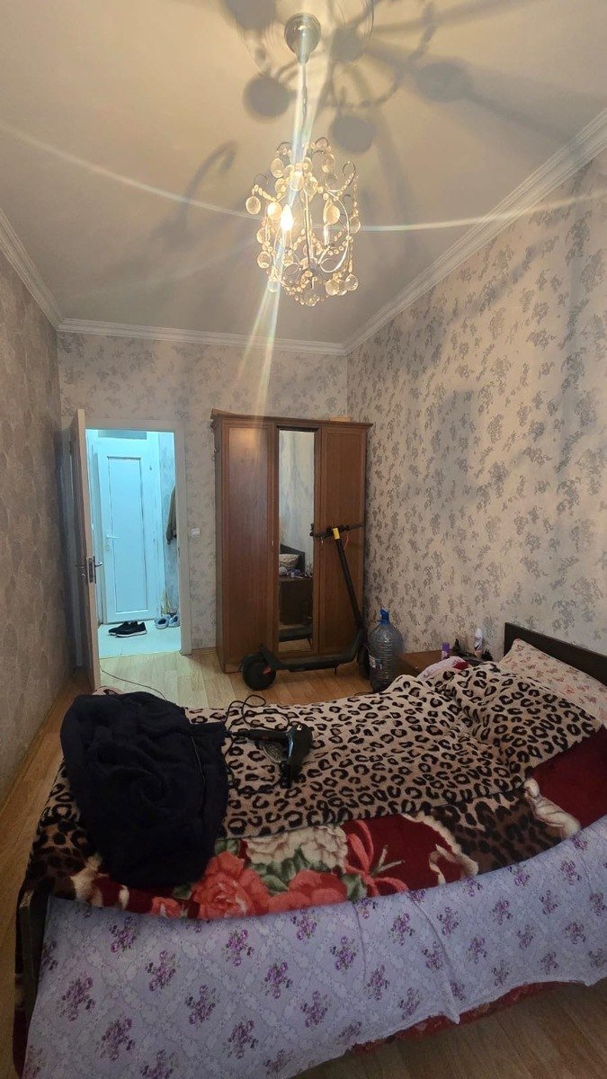 Satılır 3 otaqlı köhnə tikili, 75 m², Memar Əcəmi m.-5