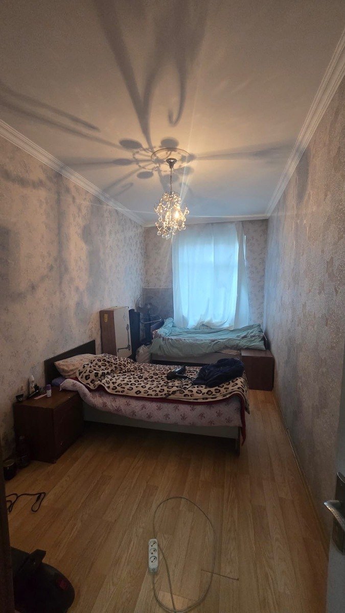 Satılır 3 otaqlı köhnə tikili, 75 m², Memar Əcəmi m.-6