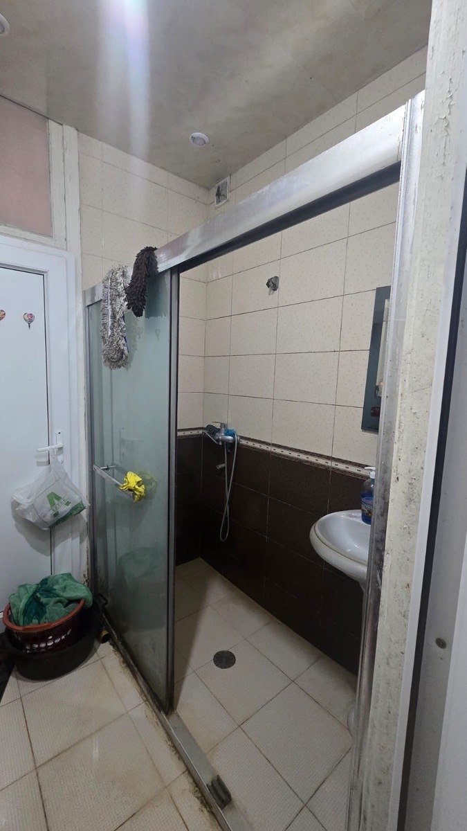 Satılır 3 otaqlı köhnə tikili, 75 m², Memar Əcəmi m.-9